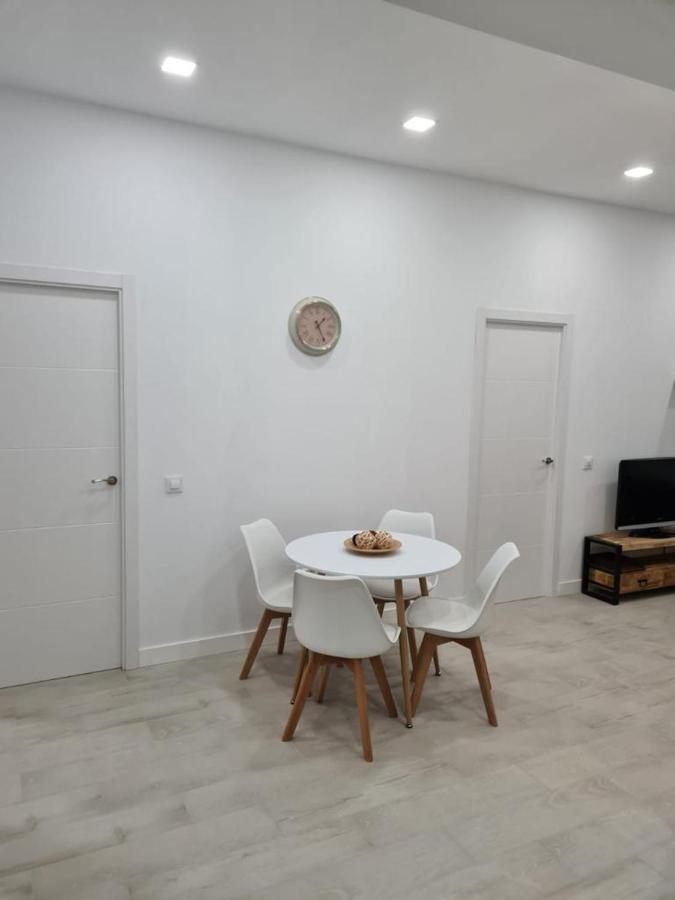 Apartamento Pet-Friendly En Atocha By Bebalmy Apartman Madrid Kültér fotó